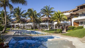 Unclassified image, 3 of 23, button - Las Villas Akumal 3B-12 by SkyRun (Akumal)