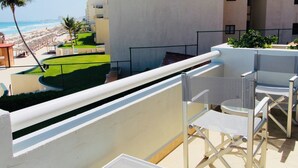 Villa, 4 Schlafzimmer, am Strand | Terrasse/Patio