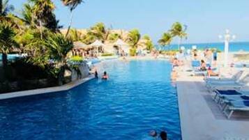 Alberca al aire libre