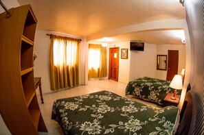 Free WiFi, bed sheets - Hotel Posada Casa Regia (Xalapa)