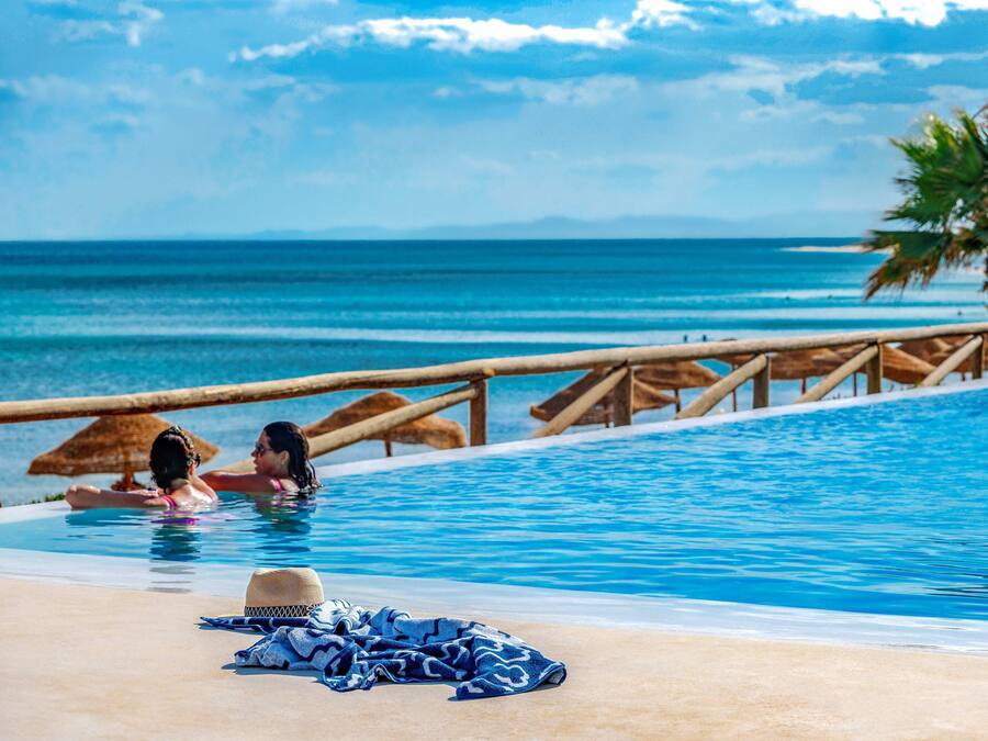 Indoor pool, 2 outdoor pools, pool umbrellas, pool loungers