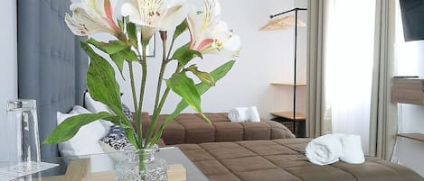 Superior Double or Twin Room, 2 Single Beds, Non Smoking, Private Bathroom