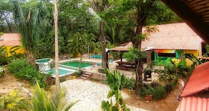 Cabuya Lodge