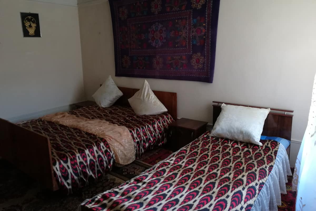 Double Room Single Use, 2 Twin Beds, Non Smoking | Desk, iron/ironing board (on request), rollaway beds (surcharge)