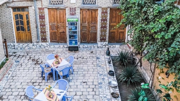 Balcony - Umarxon Hostel (Bukhara)