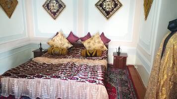 Standard Double Room | Desk, iron/ironing board, rollaway beds, free WiFi
