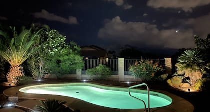 Catalina Dream Home has Southwest Style & Mountain Views. Pool. 3bd 2bath