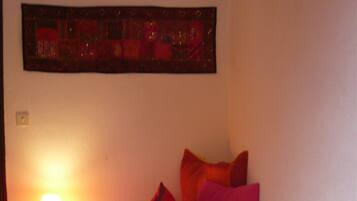 2 chambres, fer et planche Ă repasser, Wi-Fi gratuit, draps fournis