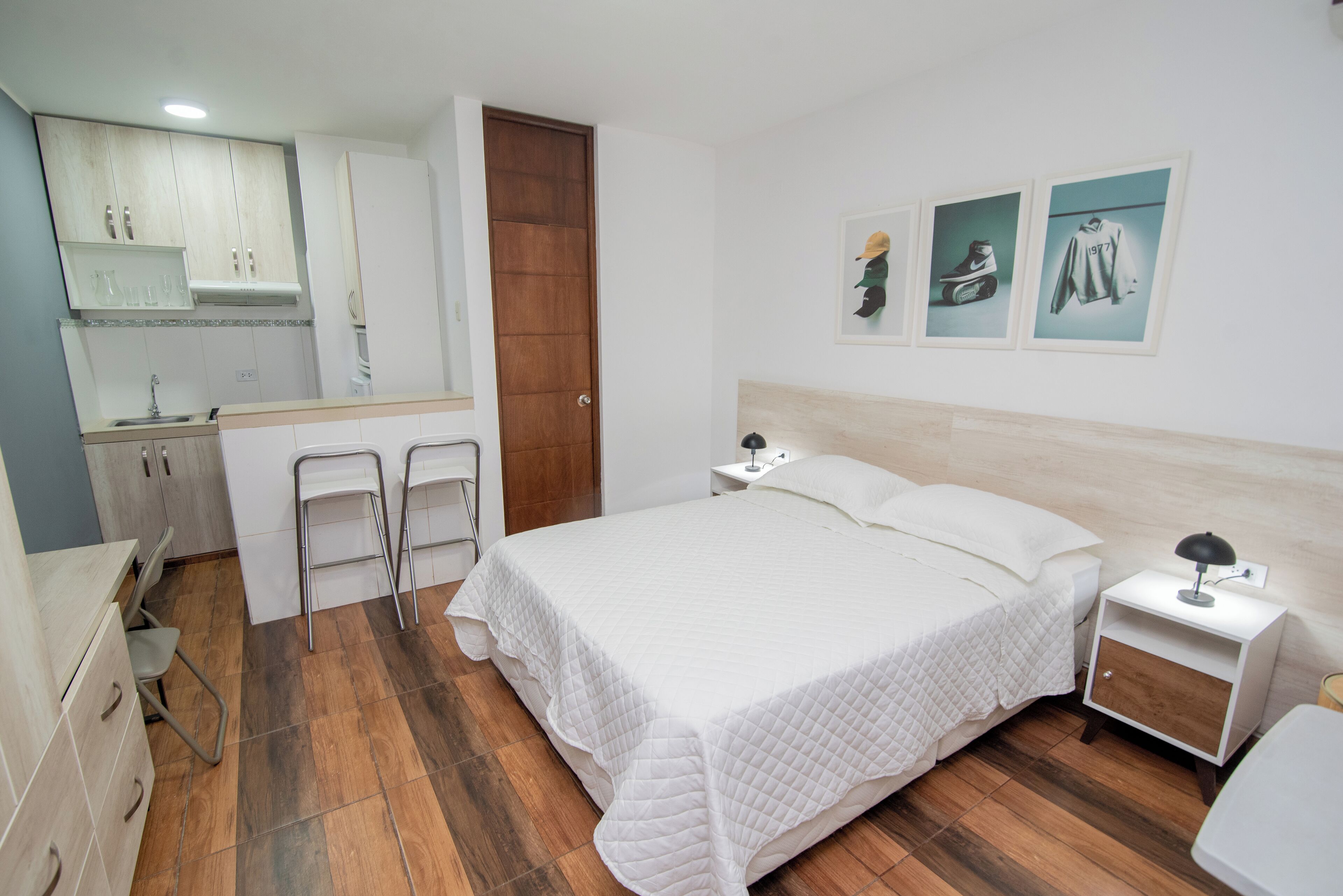 Premium Room | Egyptian cotton sheets, premium bedding, down duvets, pillow-top beds