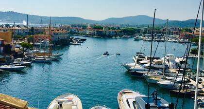 Canal view apartment in Port Grimaud near St Tropez