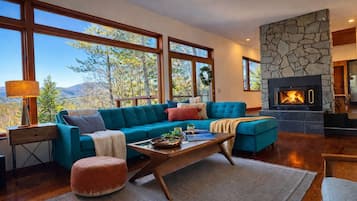 Smart TV, fireplace, video games, DVD player