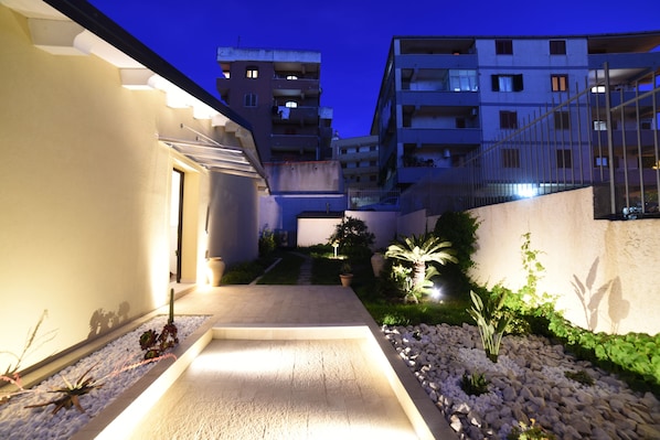 Front of property - La Torre del Mulino - Superior Rooms (Tropea)