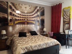 Deluxe Double Room, City View | Desk, iron/ironing board, free WiFi, bed sheets - B&B Salita Metello (Agrigento)