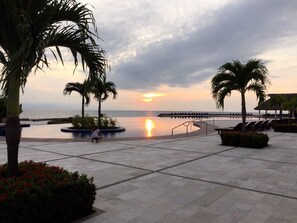 Infinity pool - Amazing Beachfront Garden House (Puerto Vallarta)