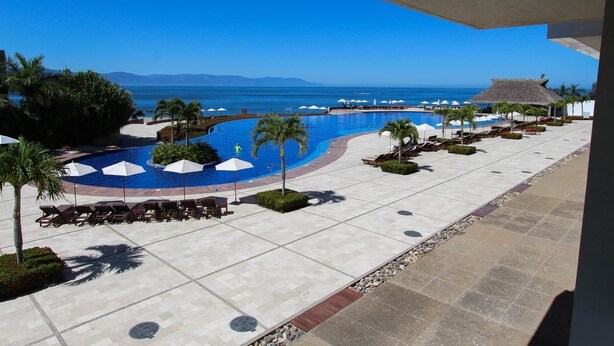 Outdoor pool - Amazing Beachfront Garden House (Puerto Vallarta)