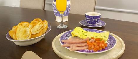 Breakfast meal