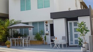 Unclassified image, 4 of 28, button - San Sebastian Bed & Breakfast (San Sebastian)