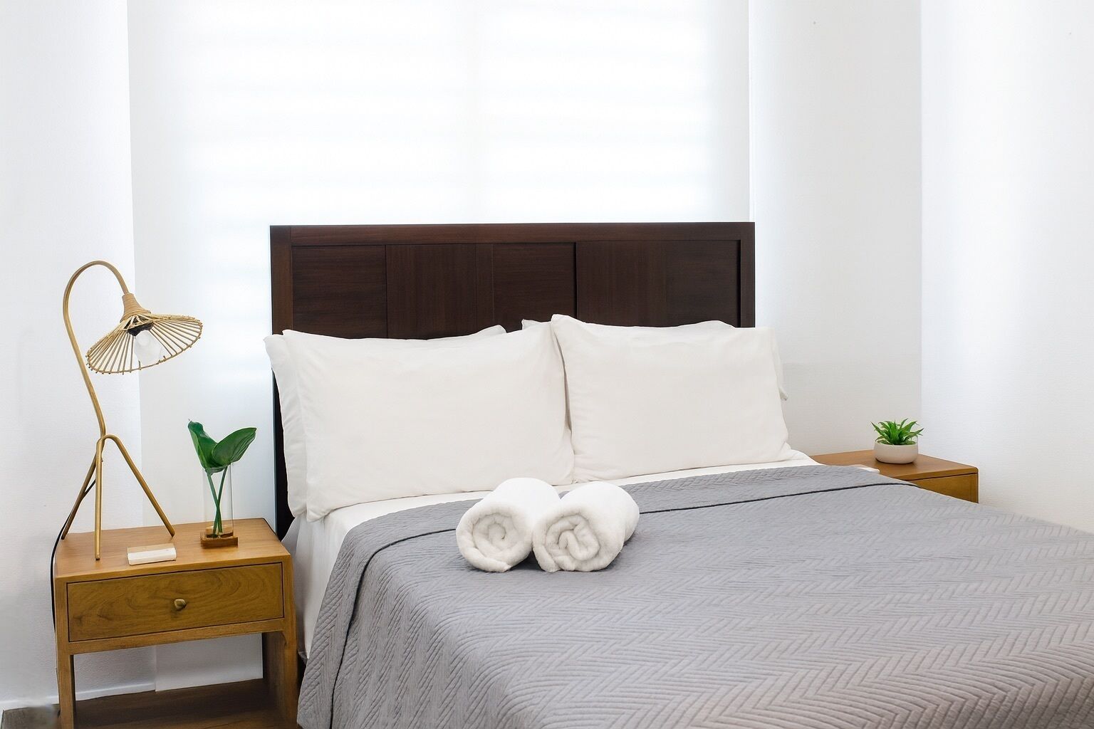 Blue & Yellow Family Package (2 rooms with 1 bathroom) | In-room safe, individually decorated, individually furnished