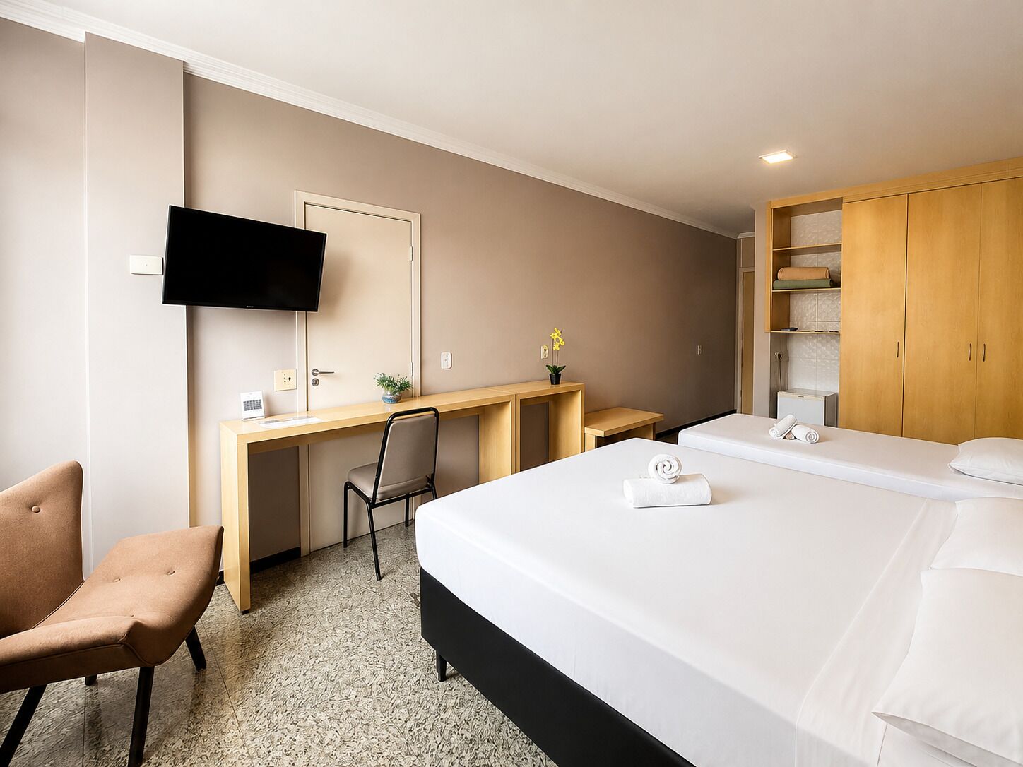 Foto - Hotel Diplomat by Bsb Inn