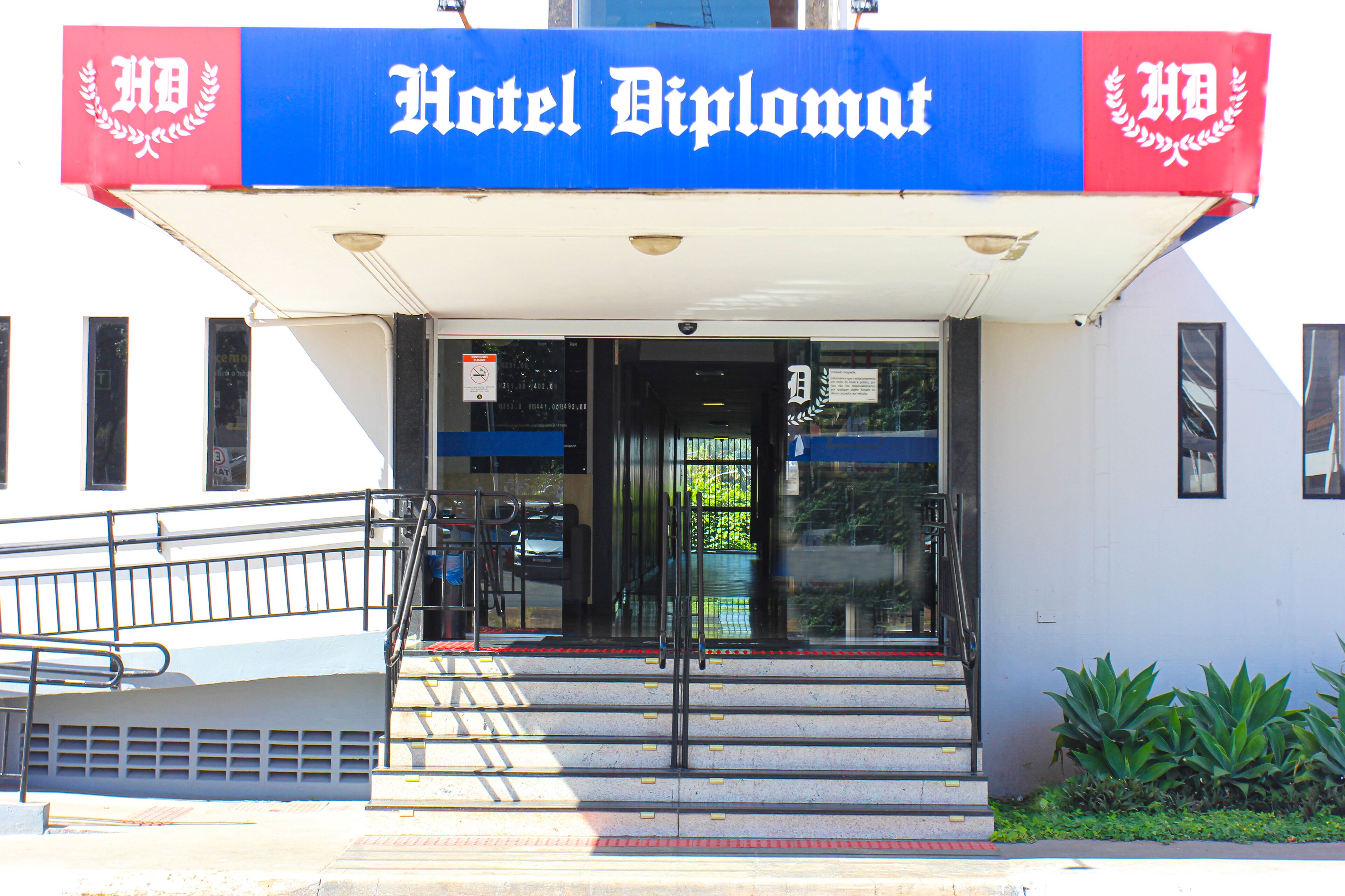 Foto - Hotel Diplomat by Bsb Inn