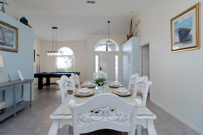 Family House | Dining room