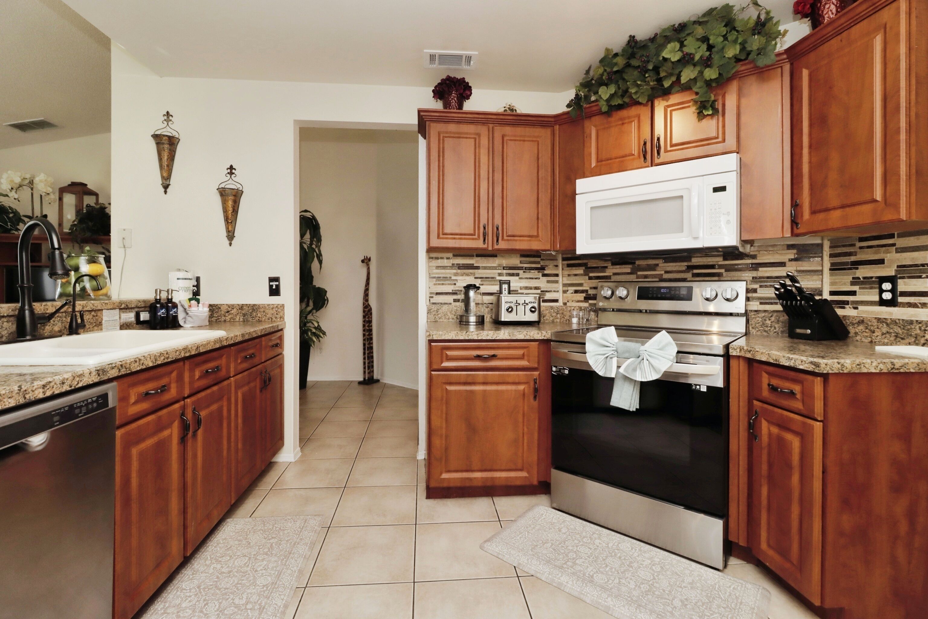 Casa familiar | Cocina privada | Frigorífico, microondas, horno y placa de cocina