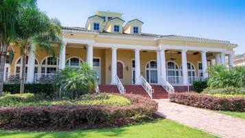 Casa família | Entrada da propriedade