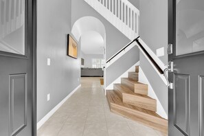 Nội thất lối vào