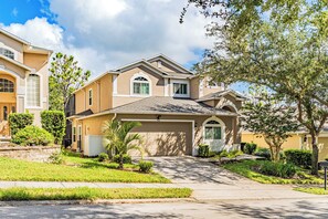 Mặt tiền nơi lưu trú