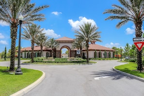 Family House | Street view - Serene Bliss House 6 Bedroom (Davenport)