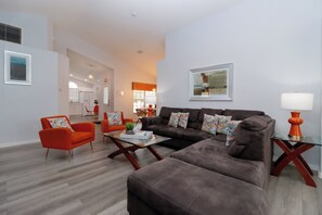 Téléviseur de 40 po avec télévision par satellite, lecteur de DVD