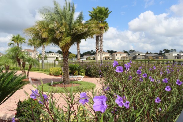 บ้านพัก | สวน