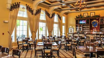 Family House | Restaurant