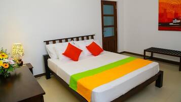 4 間睡房、熨斗/熨衫板、上網、床單