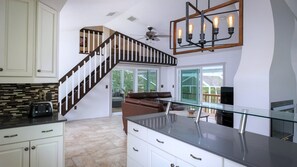 صورة غير مصنفة، 4 من 40، زرّ