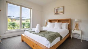 4 bedrooms