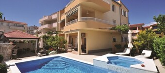 Luxury Villa DG  - ideal for 16 persons with private pool