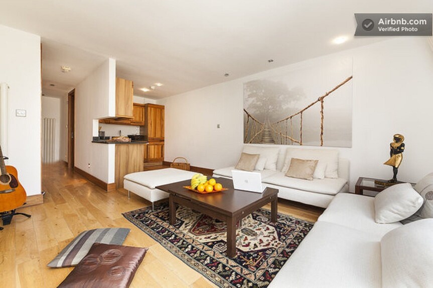 Luxury 2 Bed 2 Bath First Floor With Lift ,, Parquet Flooring, Chic & Beautiful - 첼시