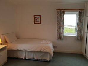 2 soveværelser, sengetøj