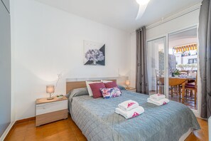 1 chambre, fer et planche à repasser, Wi-Fi gratuit