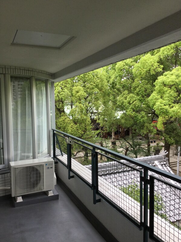 Standard Apartment, Multiple Beds, Non Smoking | View from room