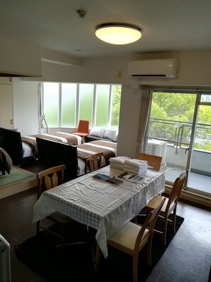 Standard Apartment, Multiple Beds, Non Smoking | 6 bedrooms, individually decorated, individually furnished