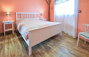 3 habitaciones, cuna de viaje, wifi gratis y ropa de cama 