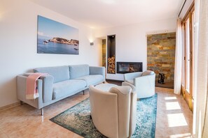 Televisor intel·ligent, llar de foc, estèreo i oficines 