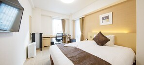 Minibar, desk, soundproofing, iron/ironing board - Shizutetsu Hotel Prezio Shizuoka Ekinan (Shizuoka)