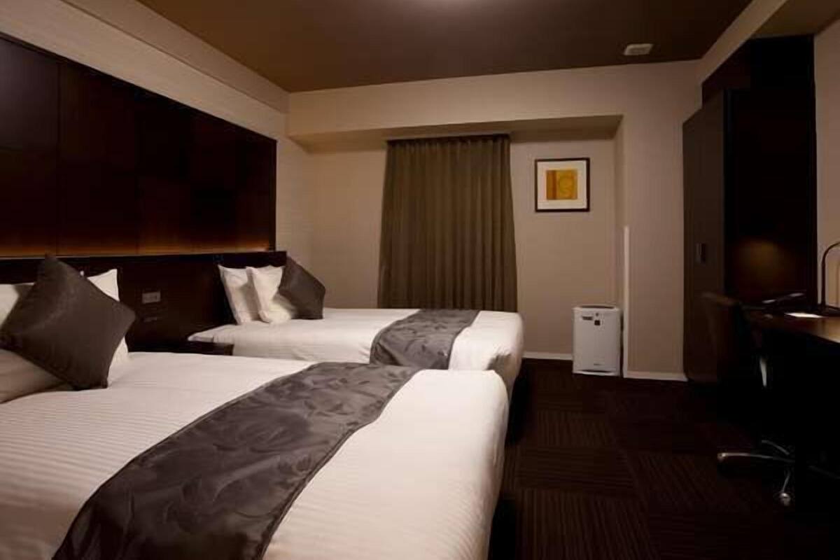 1 bedroom, minibar, desk, soundproofing