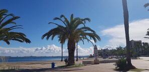 On the beach, beach towels - Luxury Villa south facing-Beach 500m-Private heated pool-English TV-WiFi-BBQ (SANTIAGO DE LA RIBERA)