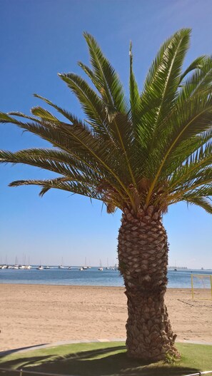 On the beach, beach towels - Luxury Villa south facing-Beach 500m-Private heated pool-English TV-WiFi-BBQ (SANTIAGO DE LA RIBERA)