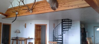 Outdoorsmans Paradise