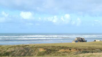 Nær stranden